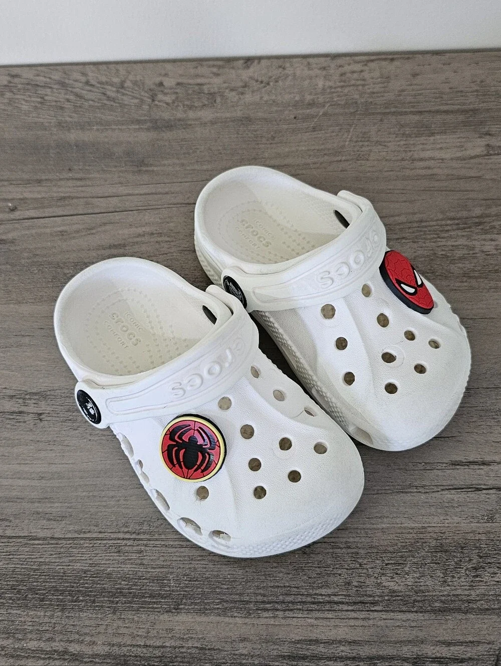 CROCS Kids White Clogs Spider Man Charms Baby Toddler C 6